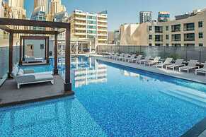 Modern 1-bed With Partial Sea Marina View