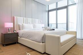Fabulous and Spacious 2BR in Nobles Tower