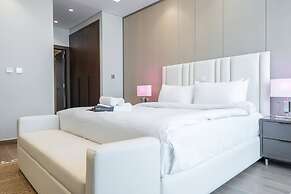 Fabulous and Spacious 2BR in Nobles Tower