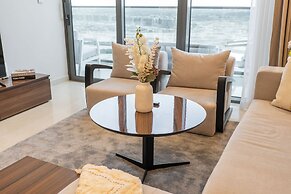 Fabulous and Spacious 2BR in Nobles Tower
