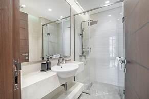Fabulous and Spacious 2BR in Nobles Tower