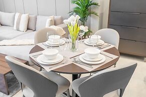 Fabulous and Spacious 2BR in Nobles Tower