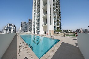 Luxury 1-bedroom JVC Apartment With Balcony Pool