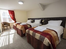 The Golf Hotel