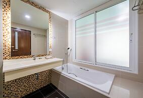 The Kris Resort Hotel
