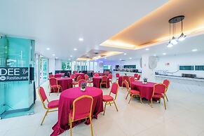 The Kris Resort Hotel