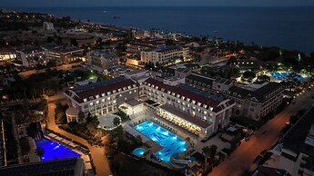 White Lilyum Hotel- All Inclusive