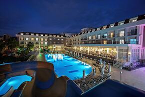 White Lilyum Hotel- All Inclusive