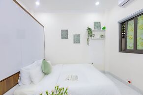 Hera West Lake Apartment