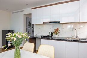 Hera West Lake Apartment