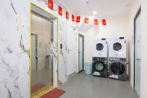 Hera West Lake Apartment