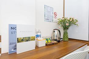 Hera West Lake Apartment
