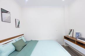 Hera West Lake Apartment