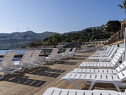 Sude Beach Resort Hotel