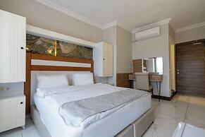 Sude Beach Resort Hotel