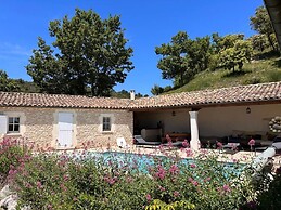 Clos des Cassis
