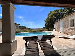 Clos des Cassis