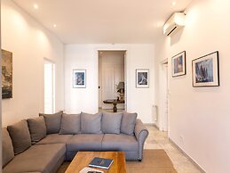 Esplendido Apto de 3 Habitaciones con Terraza