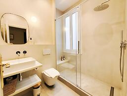 Apartamento de Lujo de Tres Habitaciones