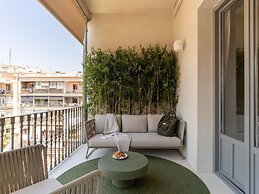 Apto Superior de Tres Habitaciones con Terraza