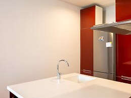 Apartamento de Tres Habitaciones con Terraza 21B