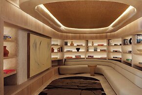 Morea House, Autograph Collection