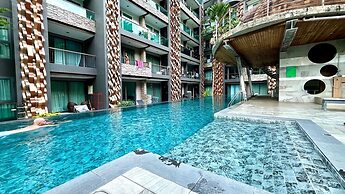 Emerald 702 - Triplex Penthouse With Stunning View