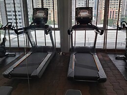 7B - 5 Bedroom Downtown Penthouse With Shared Pool