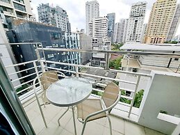 7B - 5 Bedroom Downtown Penthouse With Shared Pool
