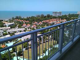 1703 - 2 Bdr Condo Seaview Boathouse Hua Hin