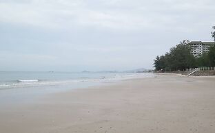 1703 - 2 Bdr Condo Seaview Boathouse Hua Hin