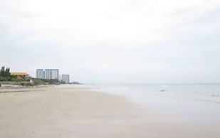 1703 - 2 Bdr Condo Seaview Boathouse Hua Hin