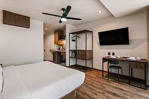 Suites Álamos by Homirent