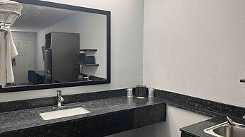 Studio 6 West Columbia, SC - Airport