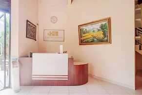 Tripletree Ken Hotel
