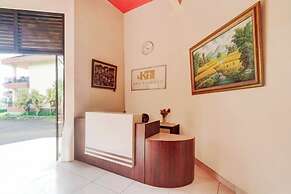 Tripletree Ken Hotel