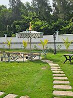 Jowar Hoter & Resort