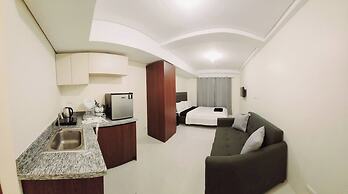 Staycation Near Burnham Park