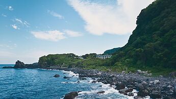 SANU 2nd Home Izu 1st