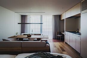 SANU 2nd Home Izu 1st