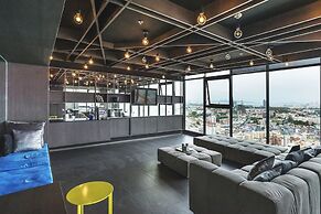 2 Bed Room At Excellent Location - Best In Class