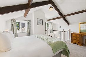 Host Stay Brackenrigg Cottage