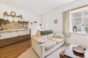 Host Stay Brackenrigg Cottage