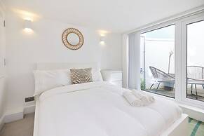 Countryside Edge Flat