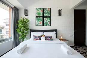 The Coastal Nest - 2BHK by Da Alohas