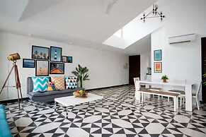 The Coastal Nest - 2BHK by Da Alohas