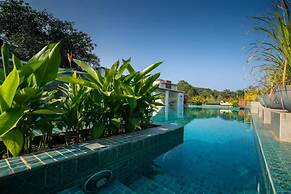 The Coastal Nest - 2BHK by Da Alohas