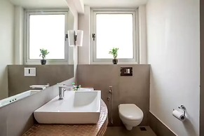 The Coastal Nest - 2BHK by Da Alohas