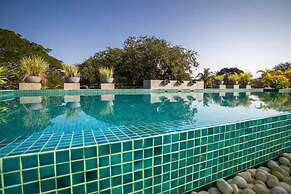 The Coastal Nest - 2BHK by Da Alohas