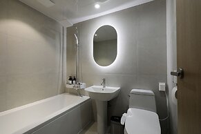 HotelHound Jeonju Junghwasan